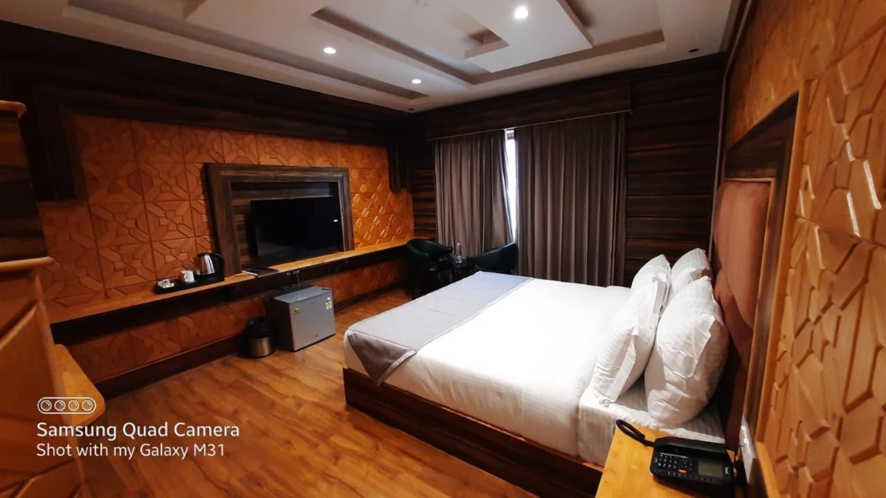 White Water Resorts Pahalgām Extérieur photo